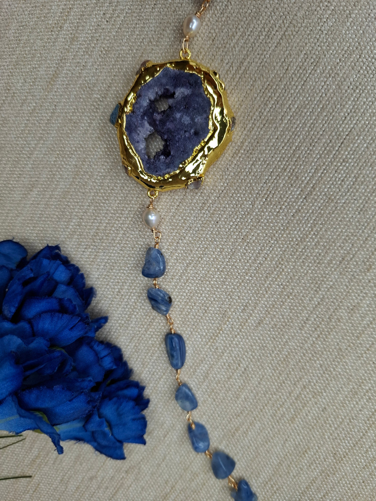 Gaia Nocturne Necklace